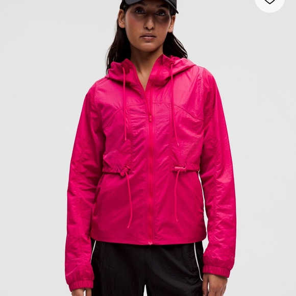 Lululemon Drawstring water resistant hooded jacket